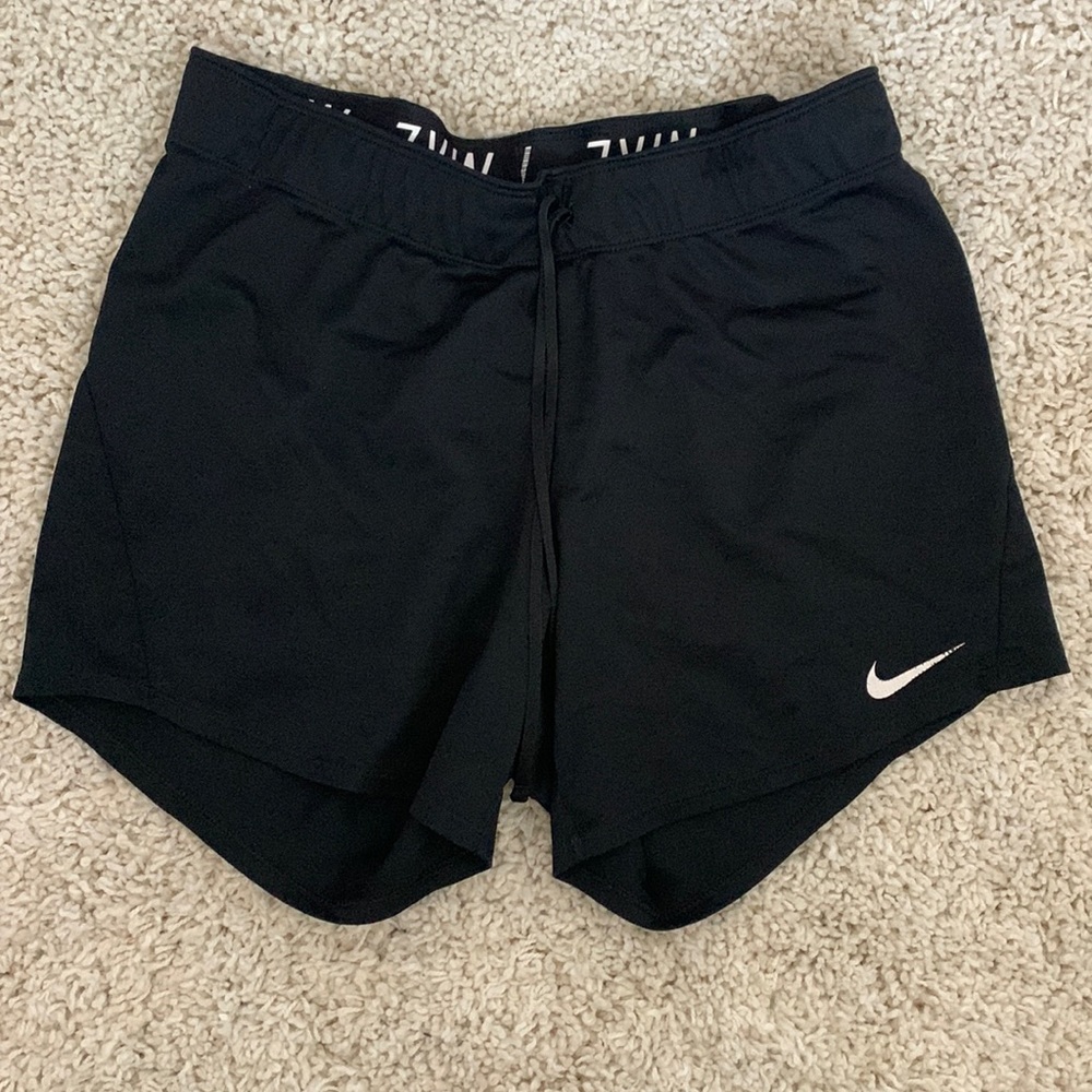 * Nike | shorts 🖤